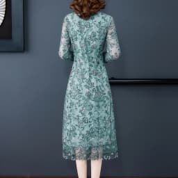 2023 Spring and Summer New Temperament Mesh Long Sleeve Lace Flower Embroidery Dress Round Neck Waist Slim Knee Length Dress