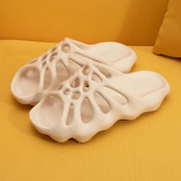 Summer Slippers Women Men New Fashion Skull Thick Bottom Increased Street Flip Flops Indoor Couple Home Soft Sandals Big Size