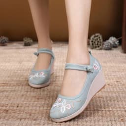 Round Toe Embroidered Women Pumps Женские туфли Summer Wedge Shoes for Ladies Retro Heels Ankle Strap Mary Jane Sandals