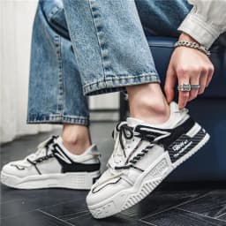Men Skateboarding Shoes Canvas Thick Bottom Platform Shoes Comfortable Breathable Vulcanized Shoes Casual Sneakers Student Shoe