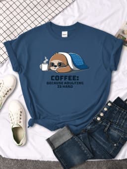 Women's Tshirt Sloth Hiding In Quilt And Coffee Print T-Shirts For Women Kpop Vintage Short Sleeve Top Punk Casual Women T Shirt