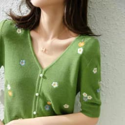 V-neck embroidered wool jersey spring/summer 2022 New five-point mid-sleeve top Green short-sleeve woman