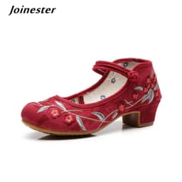 Ethnic Dance Shoes for Women Retro Embroidered Mary Jane Pumps Female Mid-Heel Round Toe Cheongsam Dress Shoe Ancient Style