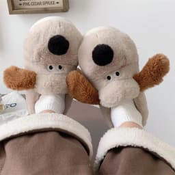 Size36-45 Hug Dog Slippers Girls Fluffy Warm Slide Slipper Female Cuddle Animal Flat Shoes 2022 Ins Hot Thick Furry Slippers