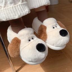 Size36-45 Hug Dog Slippers Girls Fluffy Warm Slide Slipper Female Cuddle Animal Flat Shoes 2022 Ins Hot Thick Furry Slippers