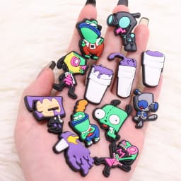 1Pcs Shoe Charms Cartoon Anime Green Alien Monster Accessories Shoes Buckle Decorations Fit Kids DIY Party Gift
