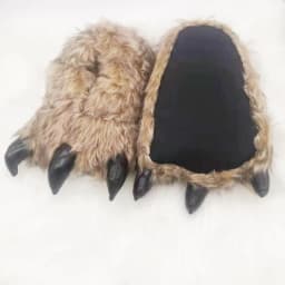 Wholesale Luxury Fluffy Paw AntiSlip Brown Plush House Indoor Slippers Men Animal Plush Home Bedroom Claw Slides Women Sandals