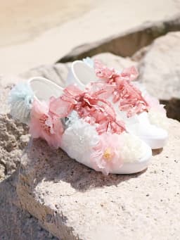 Women's Canvas Shoes Lady's Non-Slip Soft Fashion Casual Shoes Four Seasons White Flat Hand-Made Designer 3D Flower 35-44