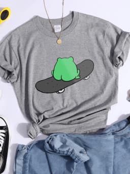 Frog On Skateboard Back View Metal T Shirt Women Summer Casual Tshirt Fashion Street Crop Top Hip Hop Personality Tshirt Womens