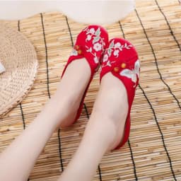 Ethnic Embroidered Satin Slippers for Women Summer Vintage Slides Ladies Dress Shoes Female Closed Toe Backless Sandals