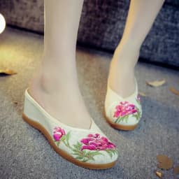 Women Canvas Embroider Wedges Slippers Ladies Vintage Summer Shoe Backless Closed toe Sandals for Girls Retro Slides Beach Shoes