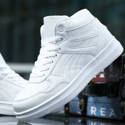 Spring Fashion Casual Shoes Men White Sneakers Breathable High top Flats Skateboarding Shoes 2025 New Unisex man shoes