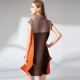 Women's Doll Collar Cuff Patchwork Pleated Midi Dress Loose Mid Length Dress Contrasting Colors Slim English Sen Feminine New
