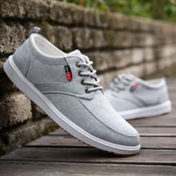 Odor Resistant Canvas Shoes Men Casual Sneakers Slip On Trainers Male Summer Breathable Espradilles Man Black Plimsolls Shoes
