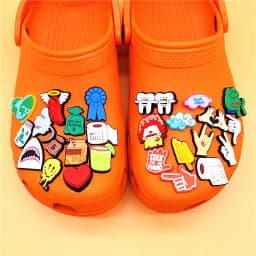 New Spoof Funny PVC Sad Frog Shoe Charms Decorations Heart Toilet Paper Medal Shoe Accessories Cute Joker Shoes Buckle Upper Pin