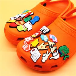 New Spoof Funny PVC Sad Frog Shoe Charms Decorations Heart Toilet Paper Medal Shoe Accessories Cute Joker Shoes Buckle Upper Pin