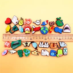 New Spoof Funny PVC Sad Frog Shoe Charms Decorations Heart Toilet Paper Medal Shoe Accessories Cute Joker Shoes Buckle Upper Pin