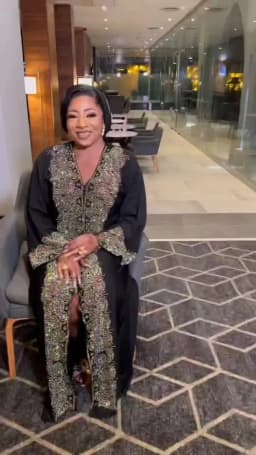 African Mother Luxury Robe Skirt Loose Fashion V-Neck Diamond Long Sleeve