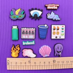 Hot Sale 1pcs PVC Shoe Charms Heart Slipper Dinosaur Dog Flower Sandals Shoes Decoration Fit Wristbands Ornaments Bands Kid Gift