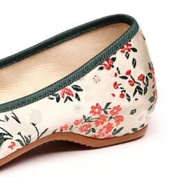 Ethnic Style Embroider Women Shoes Slip on Retro Loafers with Buttons Female Autumn Pumps Vintage Ballet Shoes