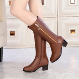 AIYUQI Women winter boots 2026 genuine leather female motorcycle boots big size 35-43 warm wool boots women Police boots