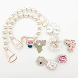 Sweet Cute Girly Charms Designer Elegant Vintage Pearl Chain Shoe Jewelry All-match Flower Shoe Charms for Hole Shoes Hot Sale