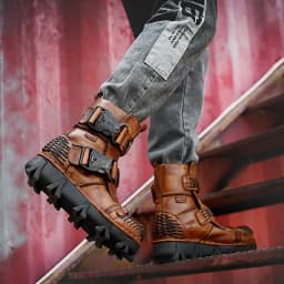 New Men's Fashion Genuine Leather Motorcycle Boots Buckle Strap Combat Boots Skull Punk Desert Boots Winter Warm High-top Shoes