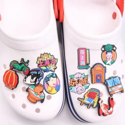 1PCS China Classical Lantern Carp Shoes Charms Accessories Buckle Clog Shoe Decorations DIY Wristbands Kids Party Gift
