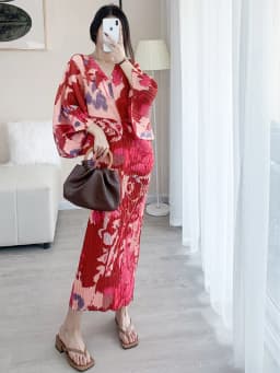 Miyaki Fold Dress for Women, Elegant Dress, V-neck, Bat-Sleeve, Printed Loose Dress, High-Grade, Spring and Autumn Fashion, 2022