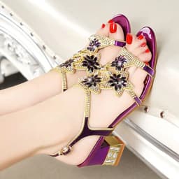 2023 New Fashion Sandals Ladies High And Low Heel Sandals Leather Women'S Sandals With Diamonds Outdoor Ladies Beach Shoes