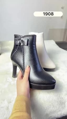 Autumn Women's Platform Shoes New Plus Velvet Stiletto Heel Heeled Ankle Boots Winter Versatile Pointed Toe Warm Short Boots
