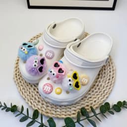 New DIY Plush Ball Hole Shoes Charms Shoe Accessories Cute Fur Ball Elf Detachable Shoe Flower Shoe Buckle Hot sales