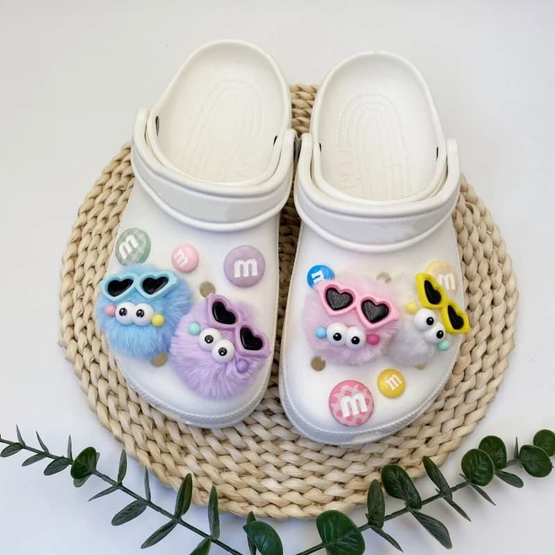 New DIY Plush Ball Hole Shoes Charms Shoe Accessories Cute Fur Ball Elf Detachable Shoe Flower Shoe Buckle Hot sales