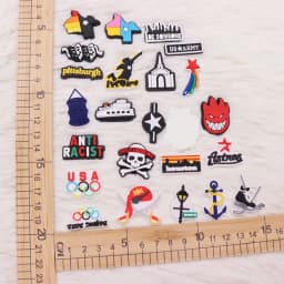 1pcs PVC Overthinking Be Someone US Ghost Houston Pittsburgh Castle Shoe Buckle Charms Accessories Cartoon Button Decoration