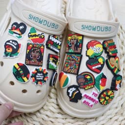 New Arrival 1-24Pcs PVC Black History Month Heart DIY Slipper Shoes Charms Buckle Clog Man Woman Shoe Accessories