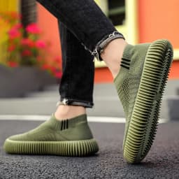 Brand Fashion Men's Shoes Casual Sneakers Breathable Light Slip-on Shoes Mesh Sock Lazy Shoes Men Tennis Sports Shoes Student
