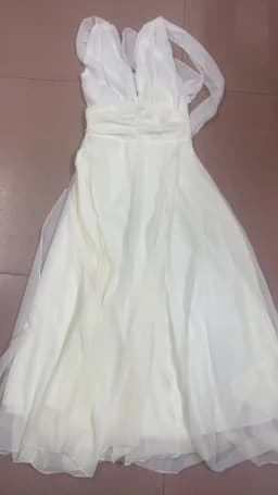White Sleeveless V-Neck Hanging Neck Dress For Women'S Summer, New Gentle Style, Slim And Elegant Long Skirt