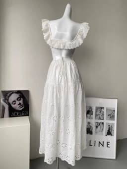 White Embroidered Hollow Out Dress For Women'S Summer Strapless Square Neck With A Unique Open Back Design, Slim Fit Long Skirt