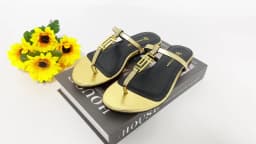 New European and American Summer Flat Heel Outdoor Solid Color Women's Slippers Luxury Popular Brand Anti slip Beach Slippers