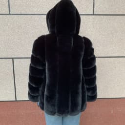 Women's Faux Fur Hooded Coat Winter Warm Fashion Hooded Fur Jacket Imitation Fox Fur Fluffy Coat Women's Clothing