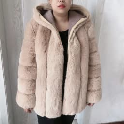 Women's Faux Fur Hooded Coat Winter Warm Fashion Hooded Fur Jacket Imitation Fox Fur Fluffy Coat Women's Clothing
