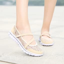 Woman Mesh Flats 2023 Women Fashion Breathable Vulcanized Women's Light Ladies Sneakers Female Walking Shoes Plus Size 42