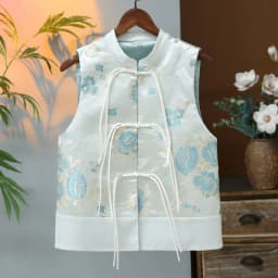 Fashion Spring Vest Women Temperament Button Jacquard Fashion Loose Sleeveless All-match Causal Waistcoat 2024 New Female Jacket