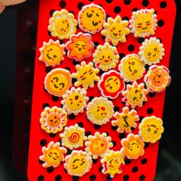 Good Quality 1pcs Kawaii Sun Expression PVC Shoe Charms Sandals Shoes Accessories Shoes Ornament Fit Kids DIY Party Xmas Gift