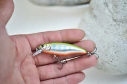 1 Pcs Small Lures for Minnow Fishing Lure Japanese Style Bait 4.5g 52mm Slowly Sinking Minnow Mini Hard Bait for Perch Trout