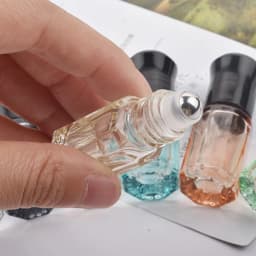 50pcs/lot 3ml Mini Perfume Roller Bottle Thick Glass Essential Oil Empty Bottle With Black Lid Makeup Refillable Bottle