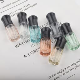 50pcs/lot 3ml Mini Perfume Roller Bottle Thick Glass Essential Oil Empty Bottle With Black Lid Makeup Refillable Bottle