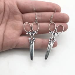 1 pair of modern earrings handmade by new fashion designers, punk-style scissors earrings, women's earrings.