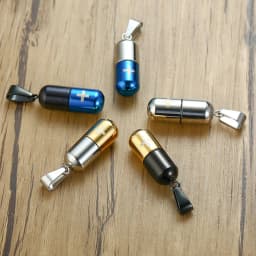 Open Pills Capsule Necklace Pendant for Women Men Stainless Steel Medicine Capsule Holder Jewelry