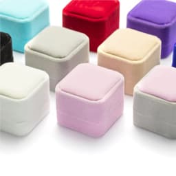 Square Red Engagement Velvet Earring Ring Box Organizer For Valentine Day Gift Wedding Ring Showcase Jewelry Packaging Wholesale